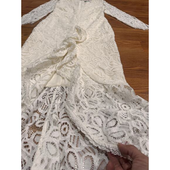 ALEXIS Off white lace midi Nadege Mermaid bride dress size small - Picture 12 of 14